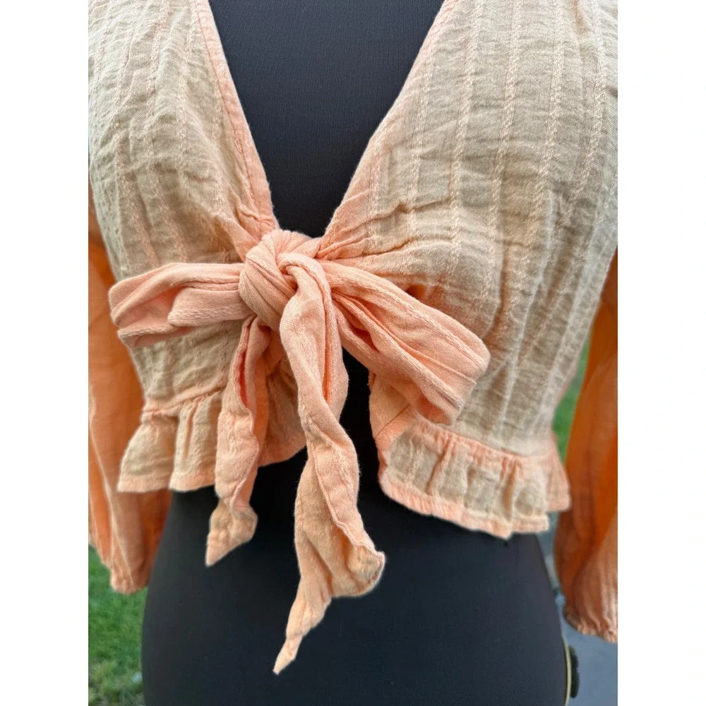 American Eagle Peach Crochet Lace Tie Front Crop Top Gauze Medium boho coue